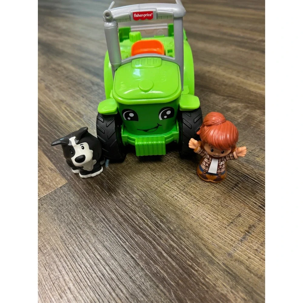 Fisher-Price Little People Caring for Animals Tractor Green with Trailer Dog Fig